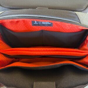 BOTH Alpaka Vertex + Alpaka Element X-PAC, aquaguard YKK, SLING/TECH/CROSSBODY!